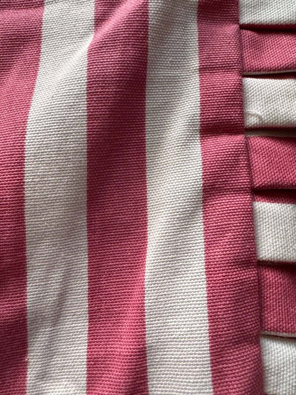 Croscill Euro Shams in Pink/White Stripe 100% Cotton - Picture 2 of 3